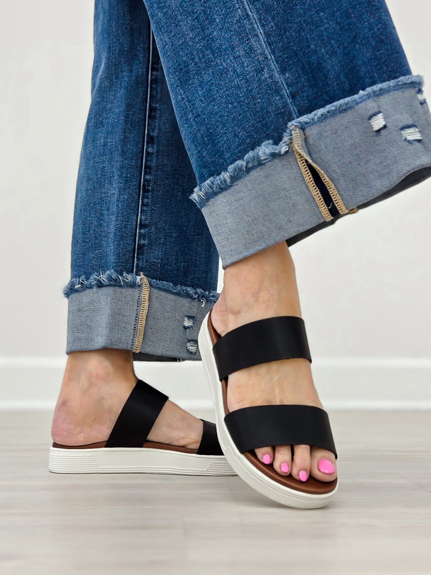 Saige Sandal