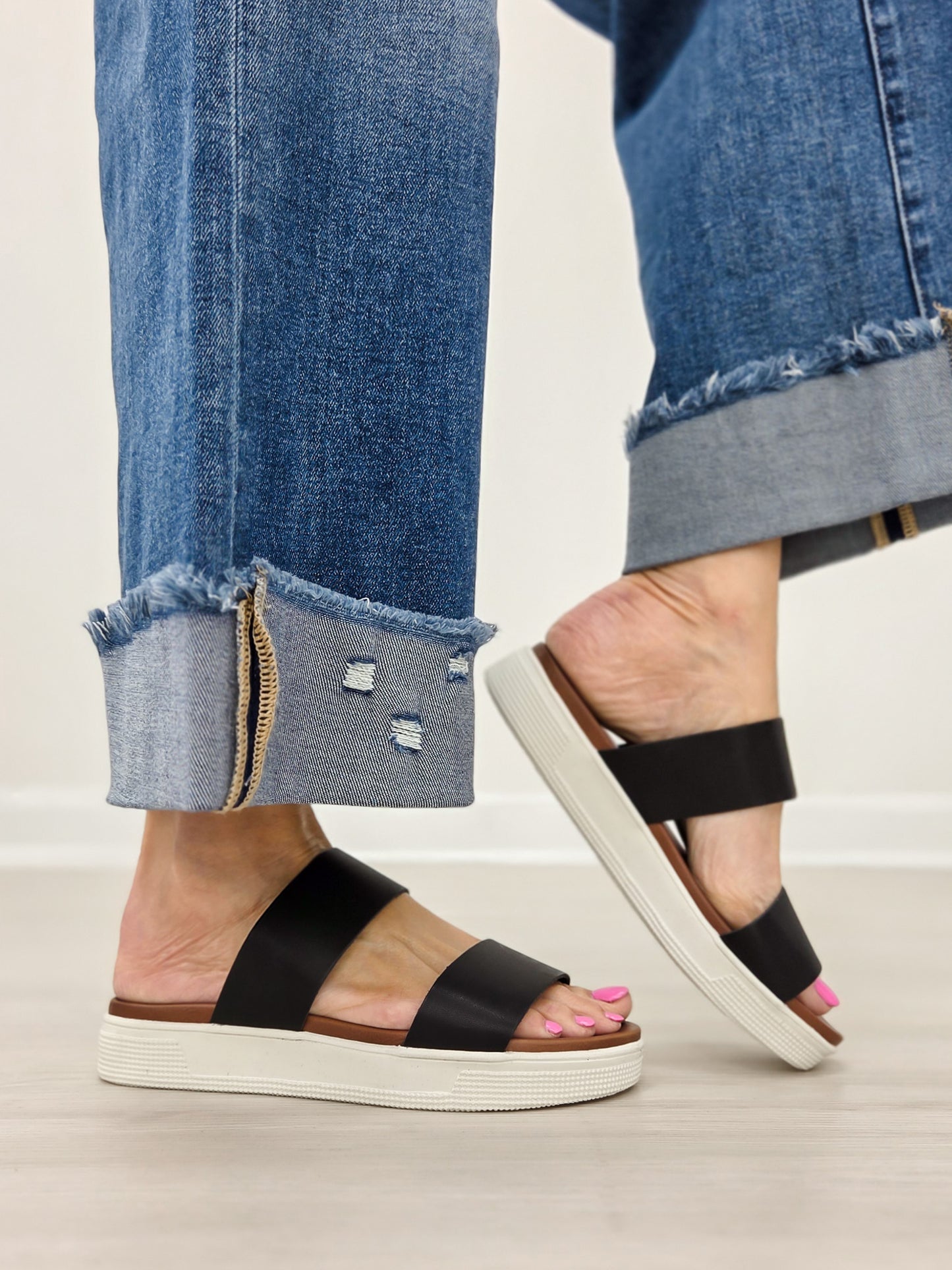 Saige Sandal