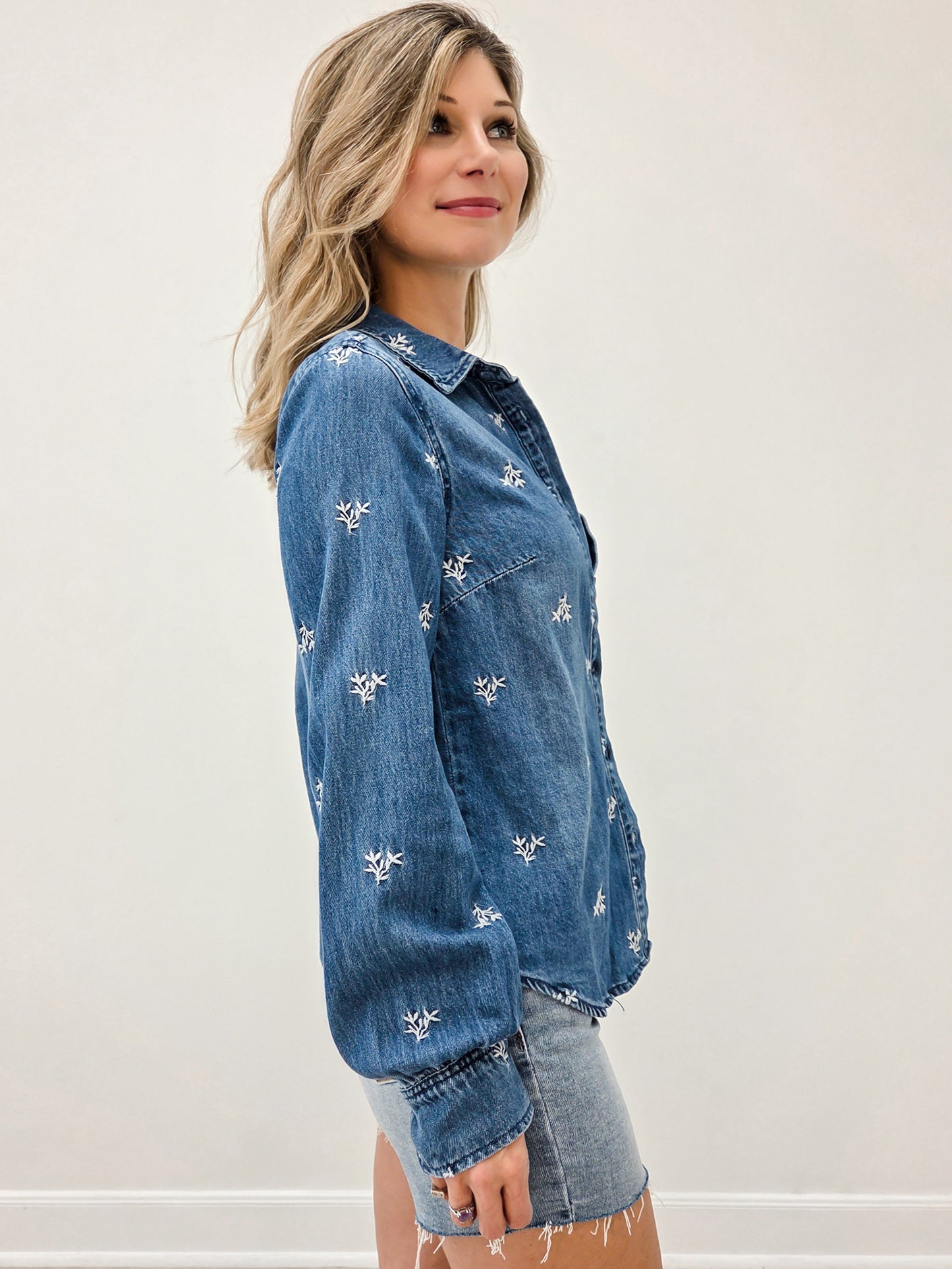 Leaf Embo Relaxed Fit Shirt