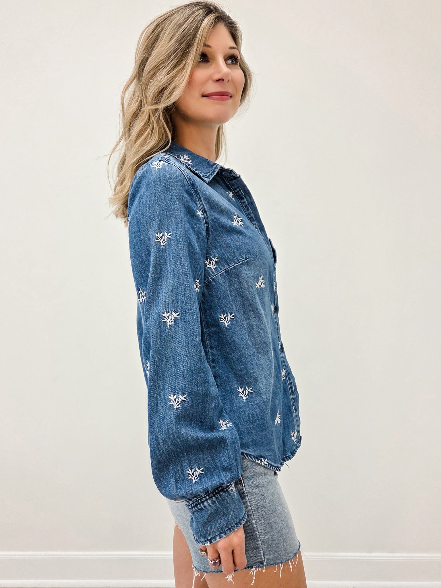 Leaf Embo Relaxed Fit Shirt