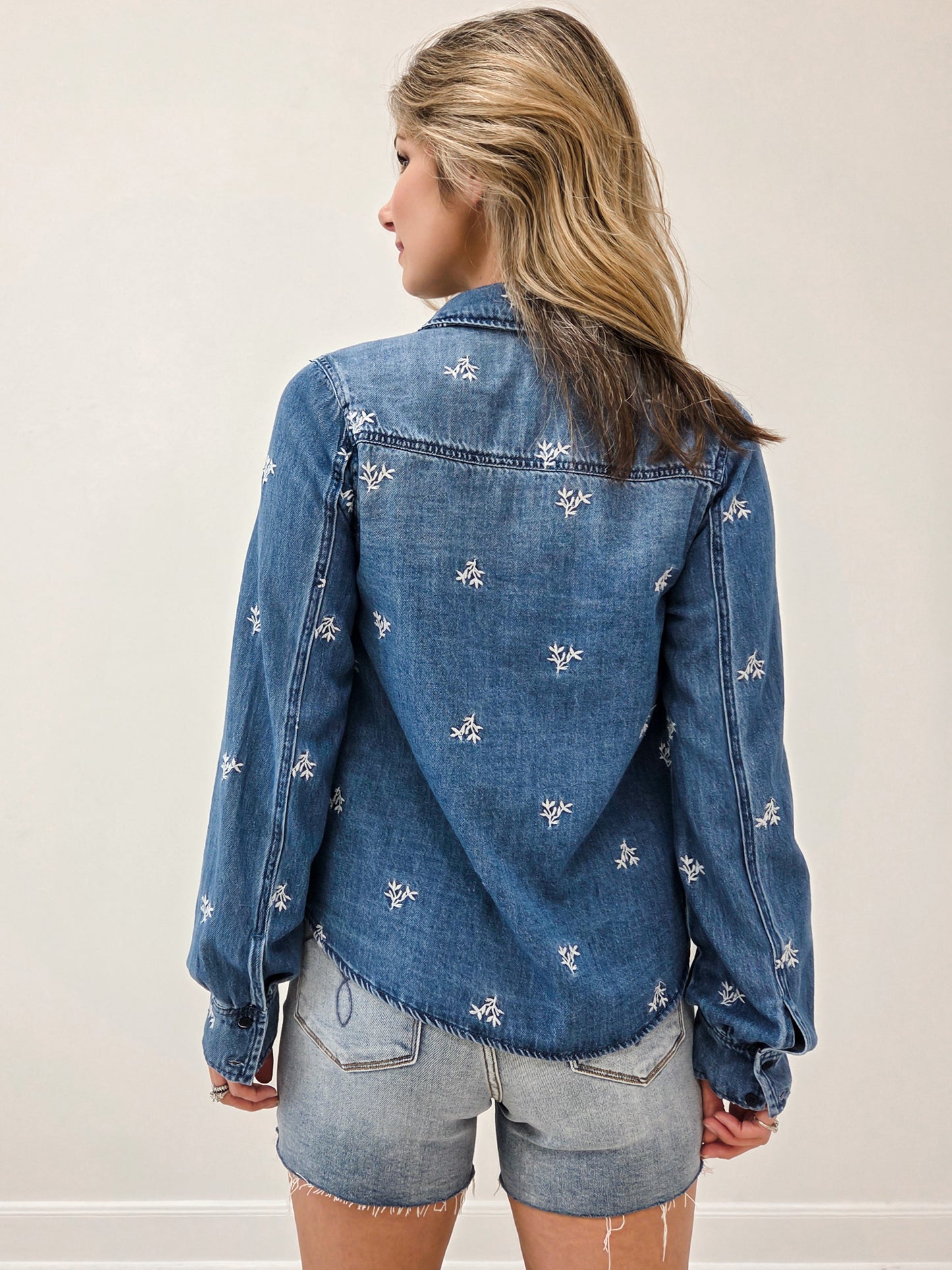Leaf Embo Relaxed Fit Shirt