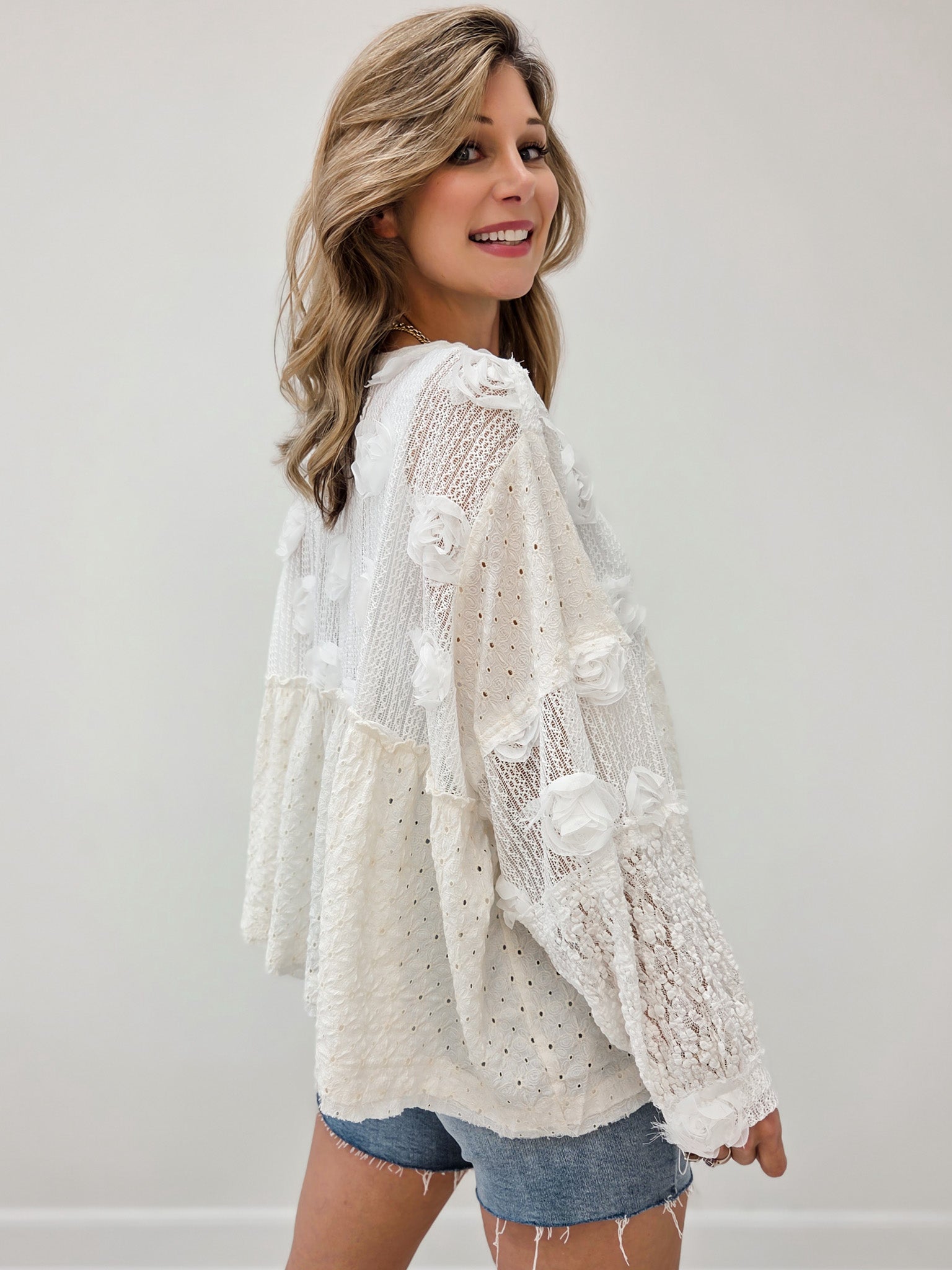 Cotton Eyelet Ruffle Top with Balloon Sleeves and V-Neckline