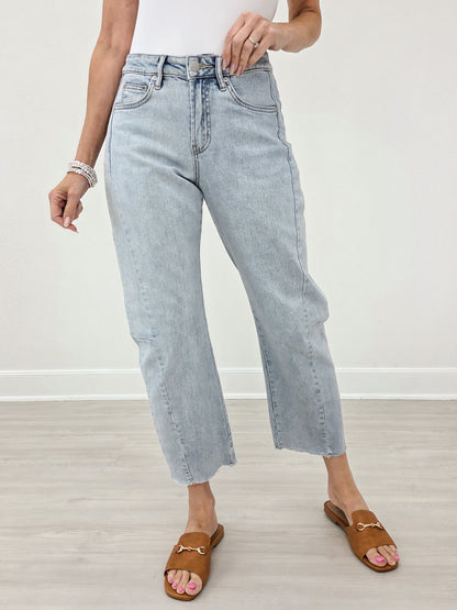 Mica Super High Barrel-leg Detailing Jeans