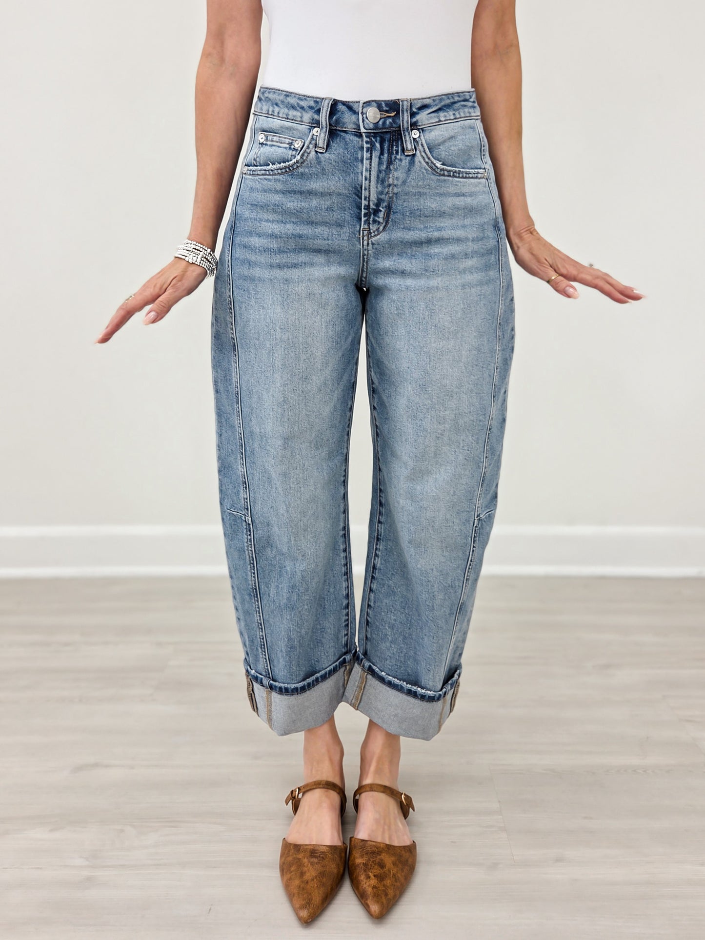 MICA Denim High Rise Barrel-leg Detailing Cuffed Hem
