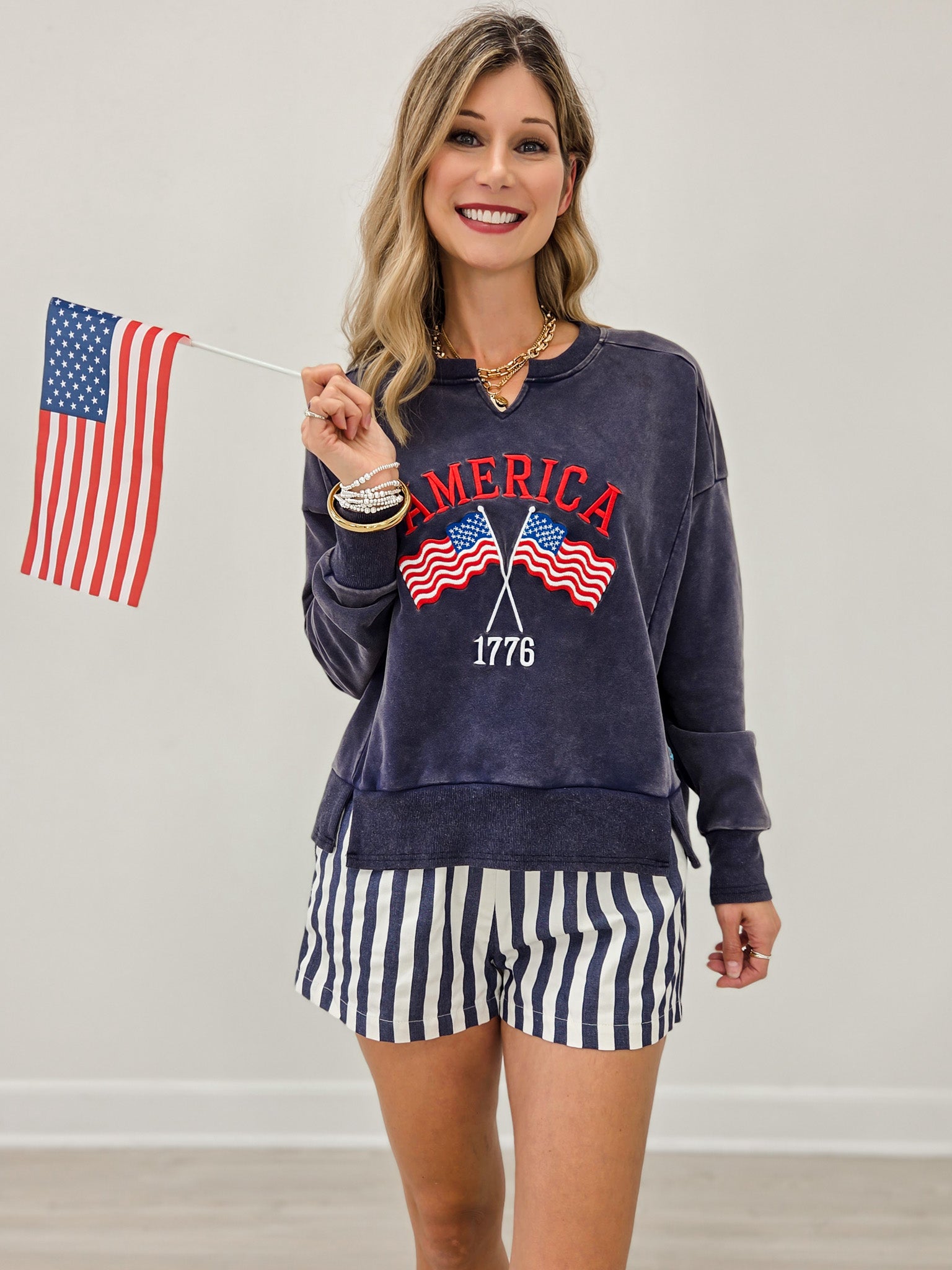 Mineral Washed Long Sleeve V-Neck Embroidered America Sweat Shirt
