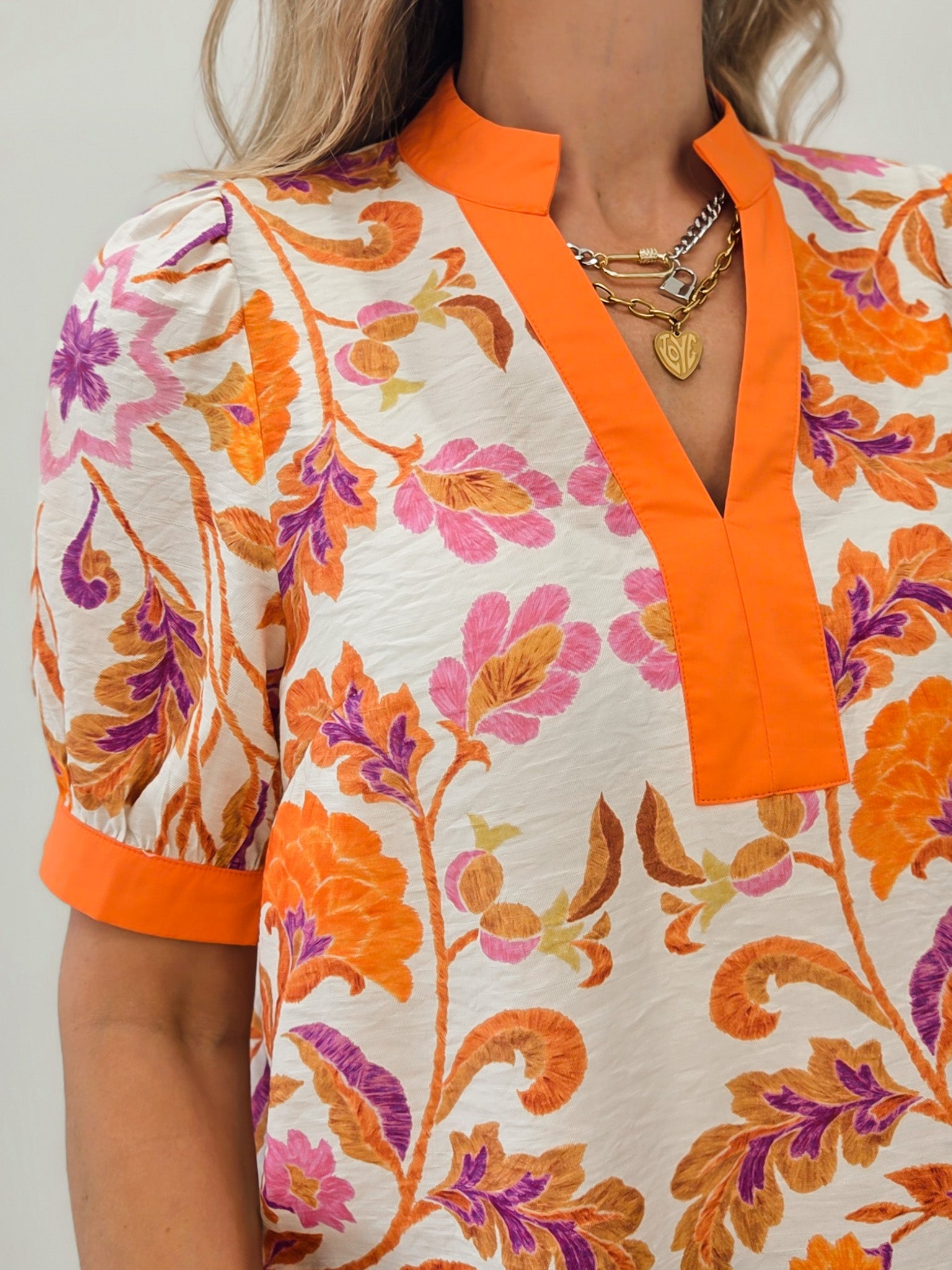 LIVE BOX MANDARIN Y-SPLIT NECK COLLAR PUFF SLEEVE FLORAL PRINT TOP