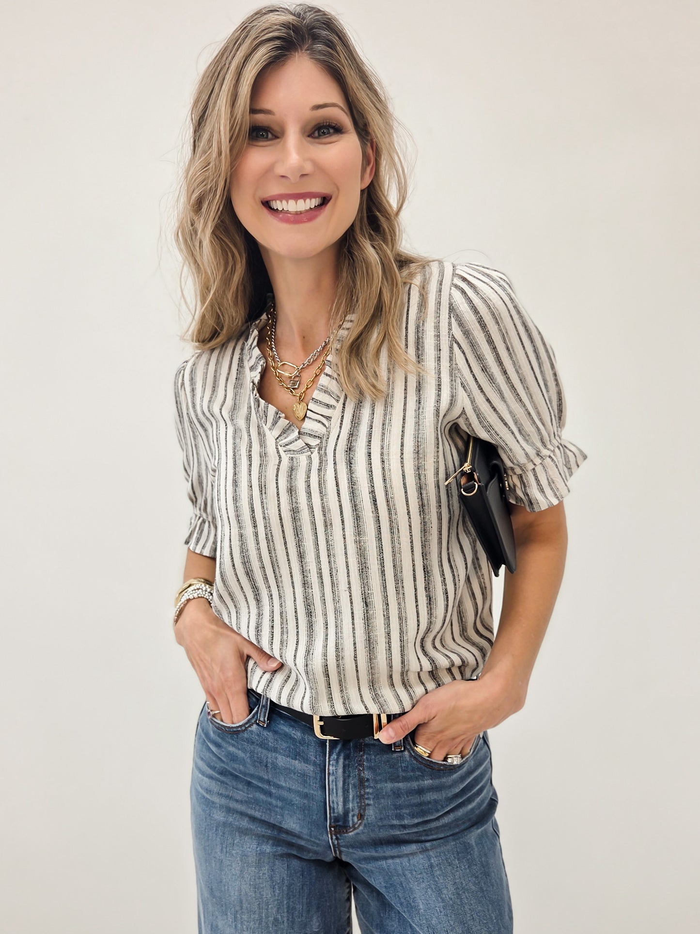 LIVE BOX FRILLED V NECK RUFFLE ELASTIC HEM SHORT SLEEVE STRIPE TOP