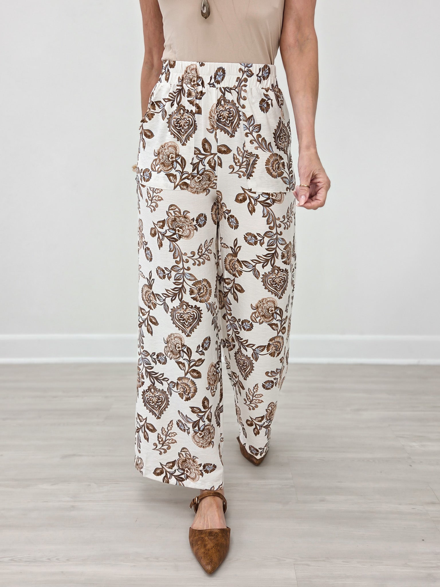 Floral Print Wide Leg Pants