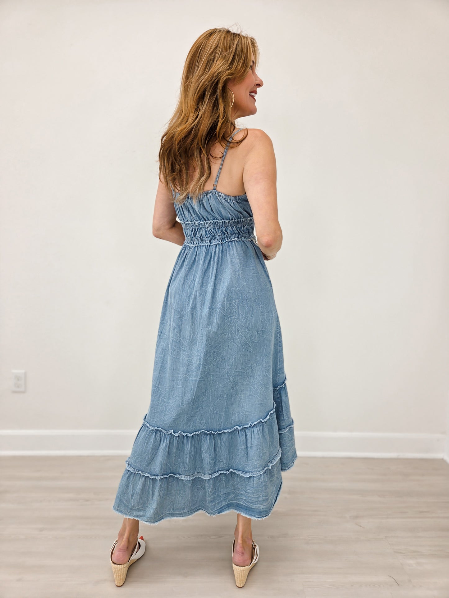 V-Neck Sleeveless Relaxed Fit Tiered Dress