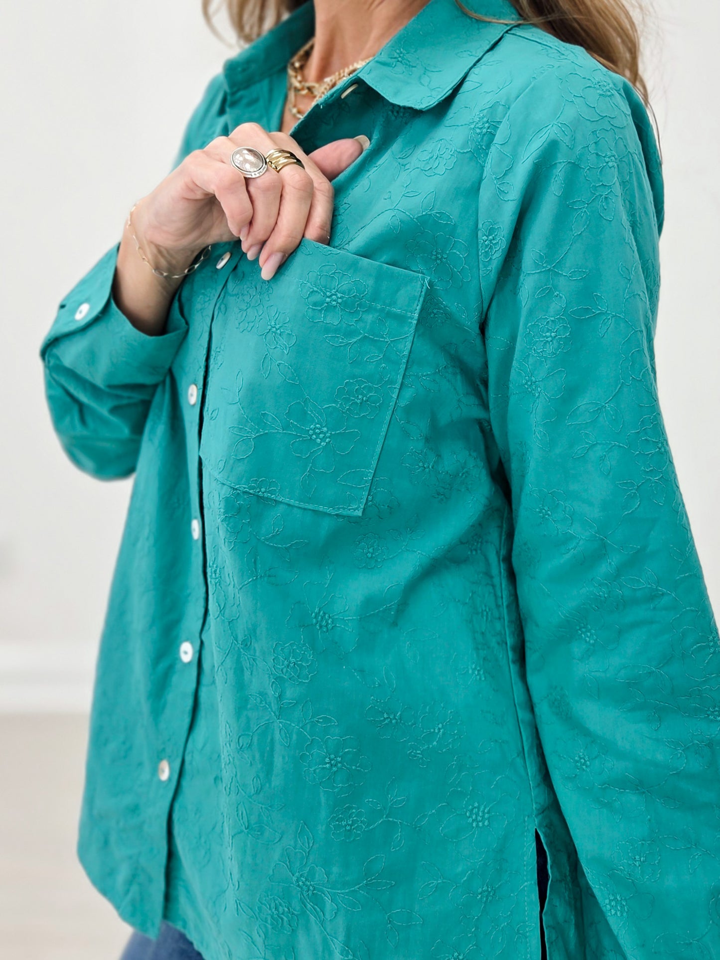 Long Sleeve Collared Button Down Top in Emerald