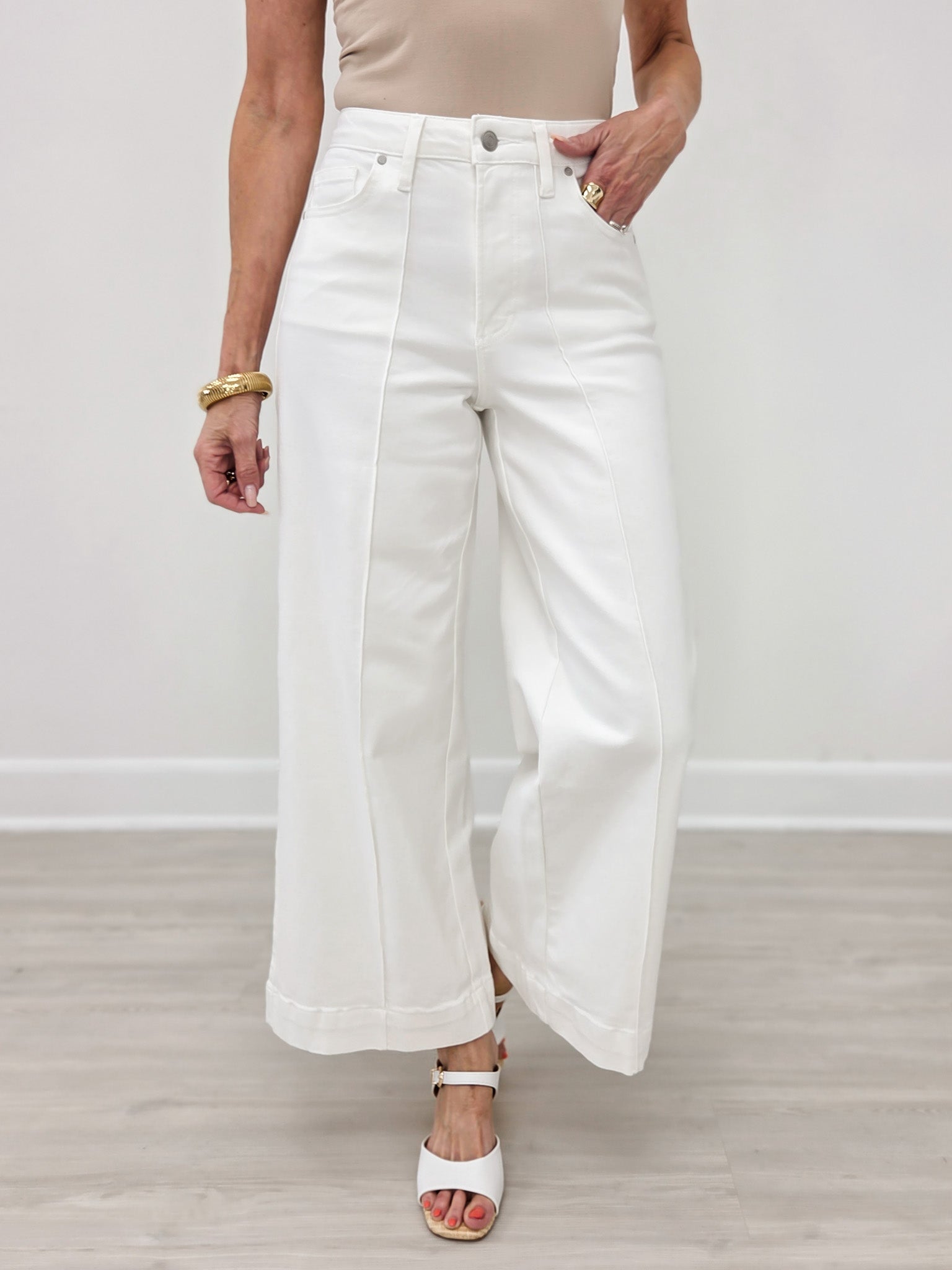 Stretch High Rise Pin Tuck Detail Wide Leg Jean