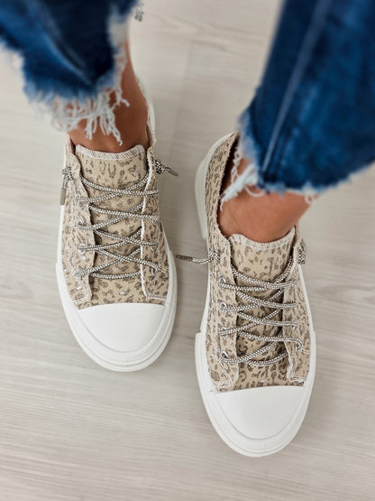 Very G Aman Sneakers in Safari- Gray
