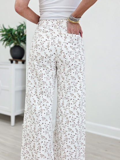 Floral Print Cropped Stretch Pants