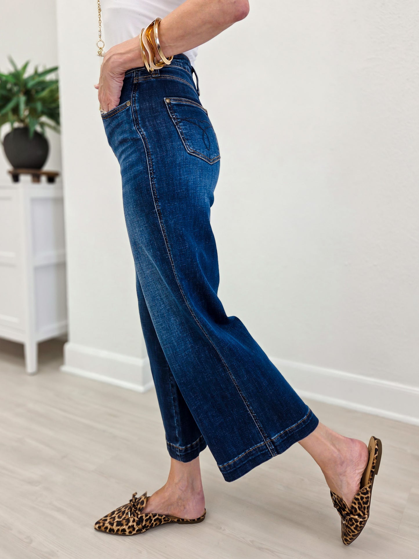 Judy Blue HW Tummy Control Ankle Wide "Claudia"