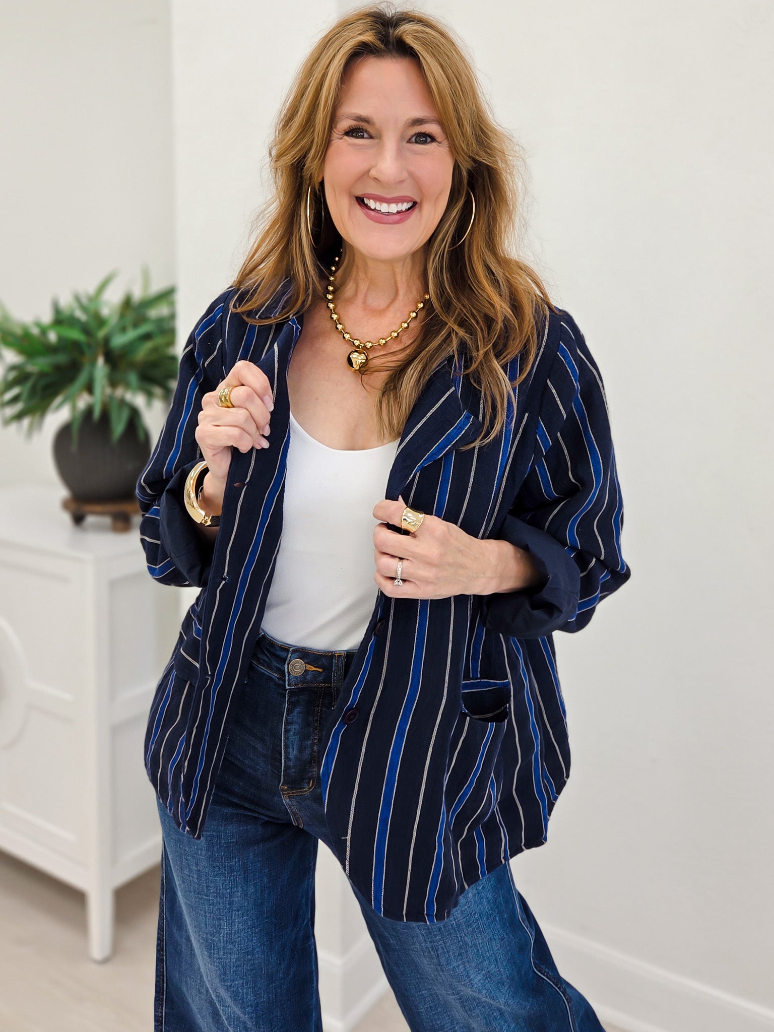 Lined Notched Lapel Tailored-Relaxed Woven Blazer