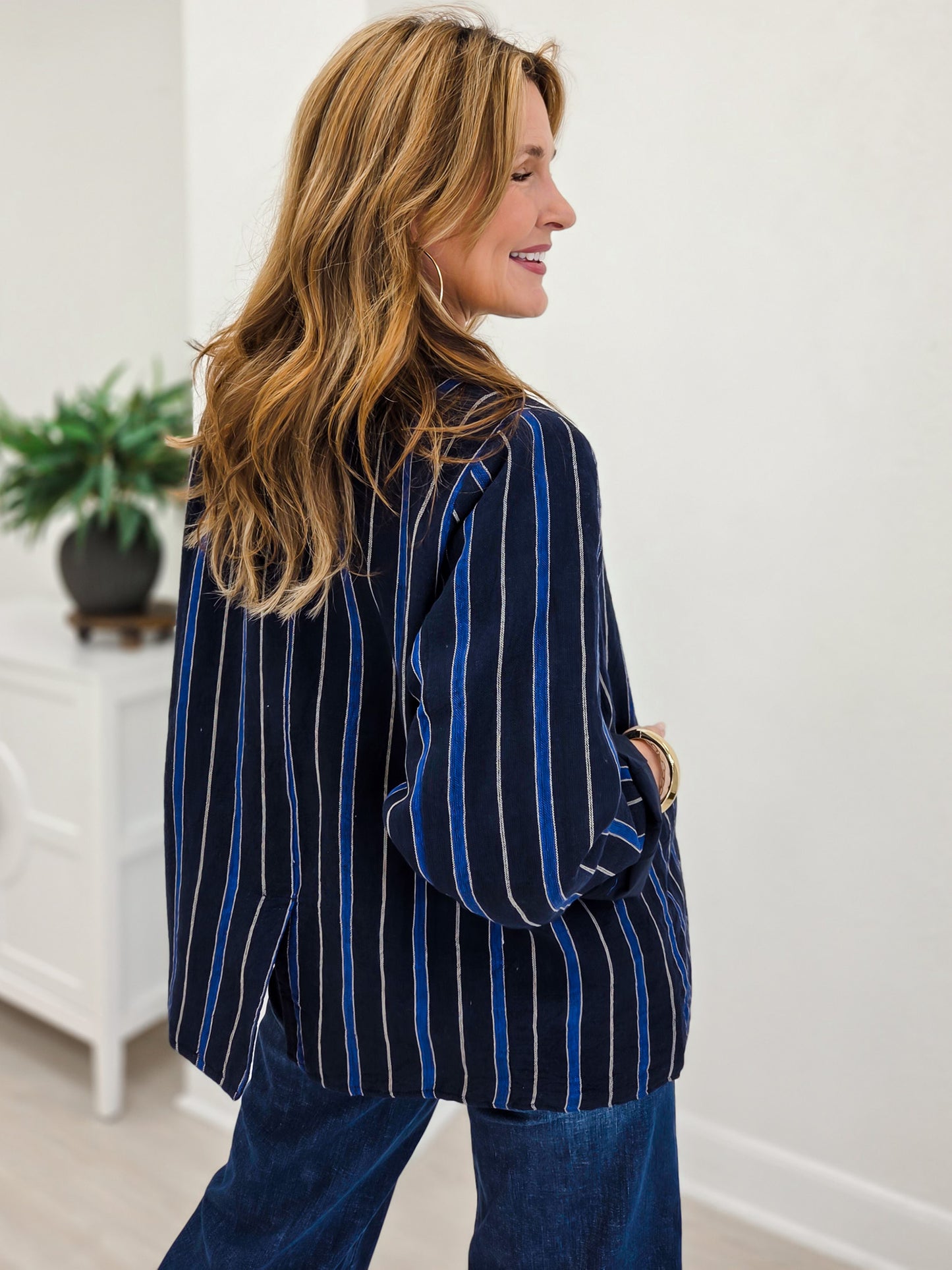 Lined Notched Lapel Tailored-Relaxed Woven Blazer