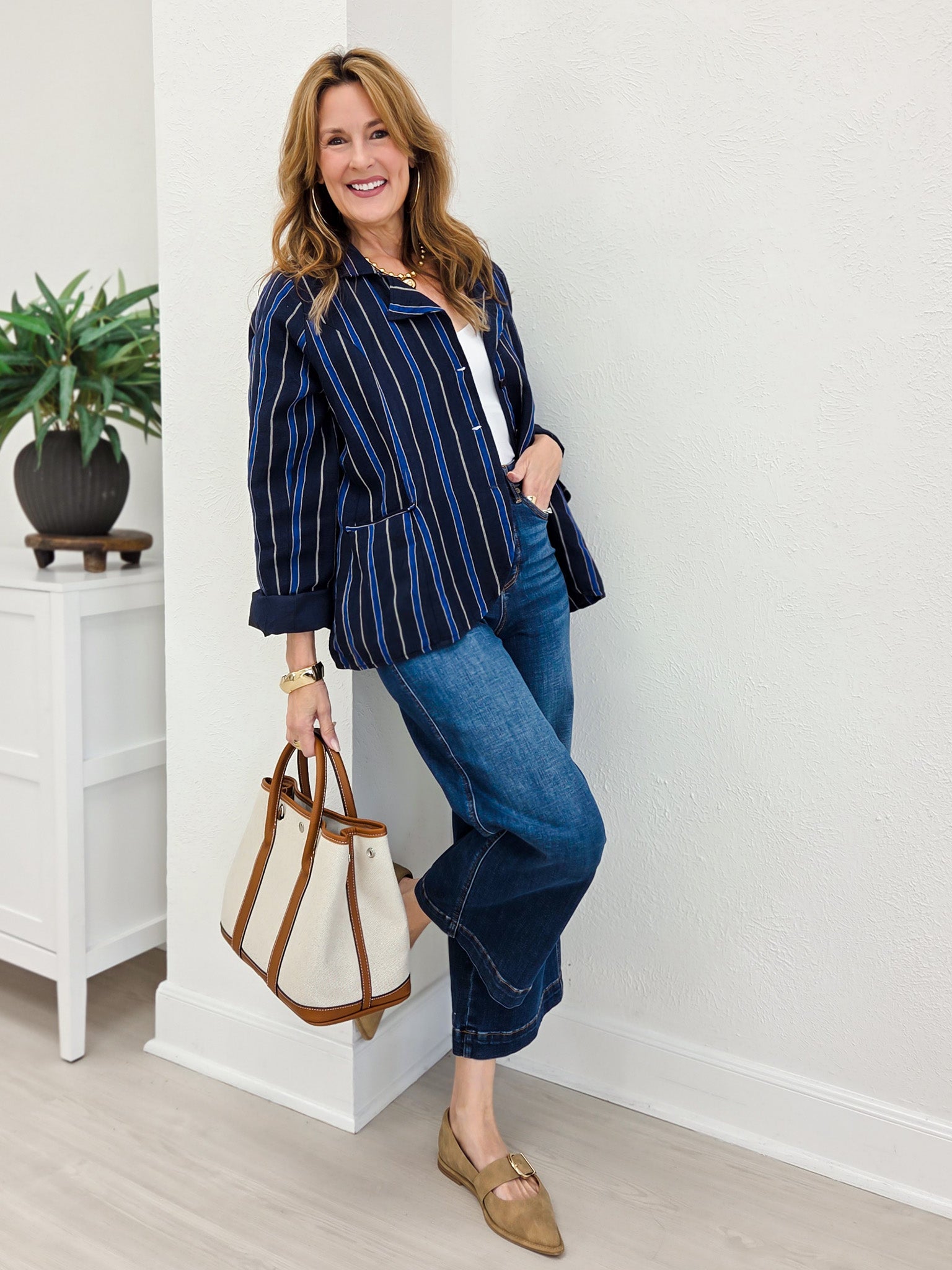 Lined Notched Lapel Tailored-Relaxed Woven Blazer
