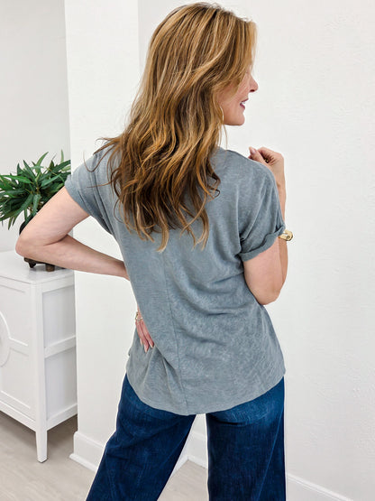Easy To Wear Slub V-Neck Cuffed Short Sleeve Top