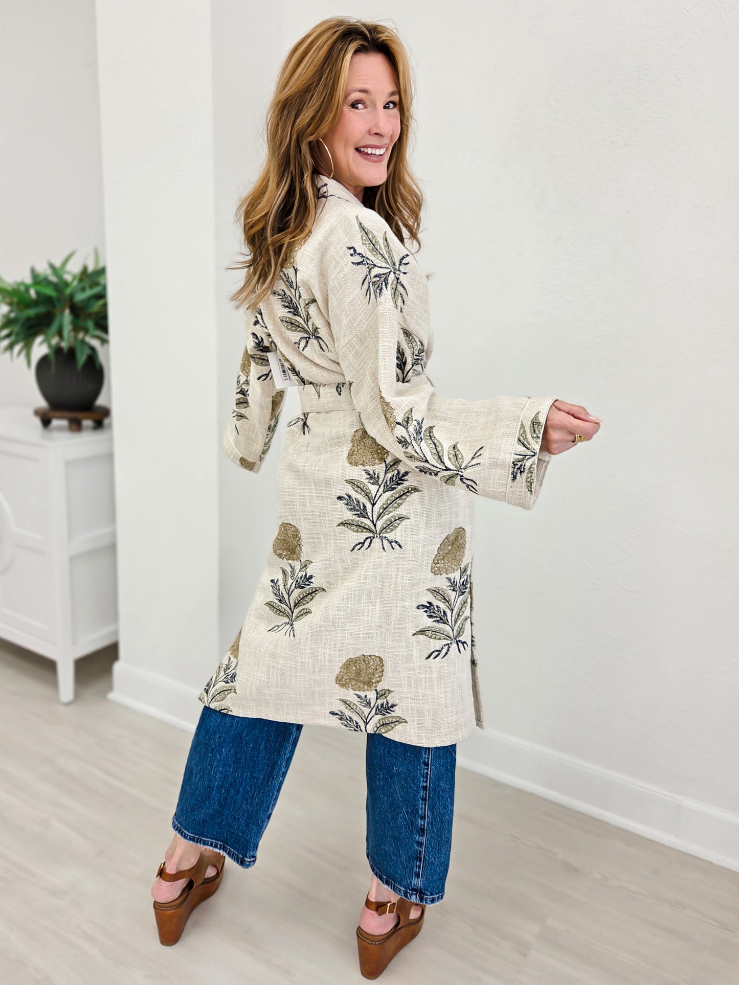 Lightweight Contrast Trim Tie Waist Kimono Robe Jacket