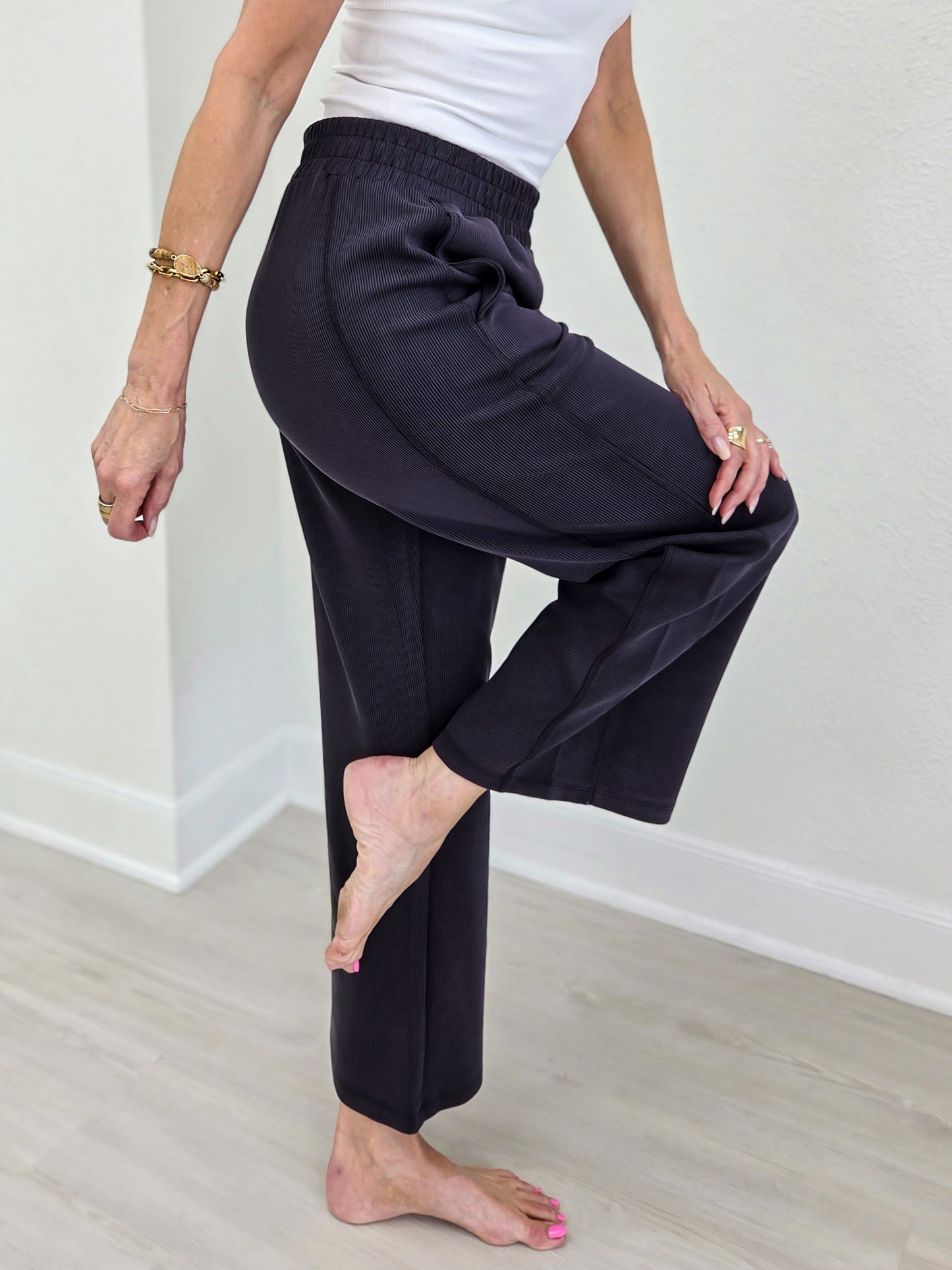 Luxe Sand Wash Rib Wide-Leg Pants