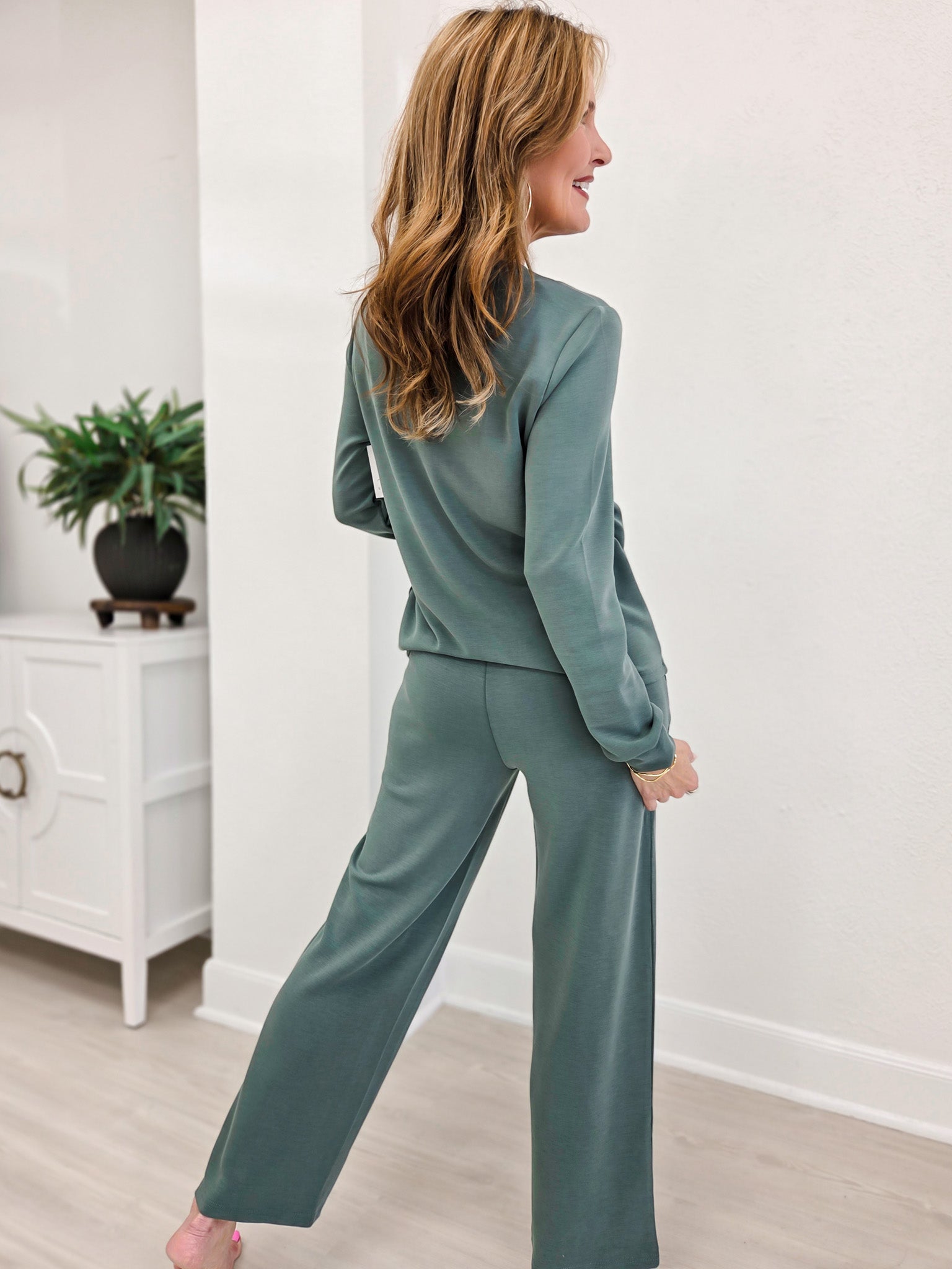 Essential Laguna Long Sleeve Set