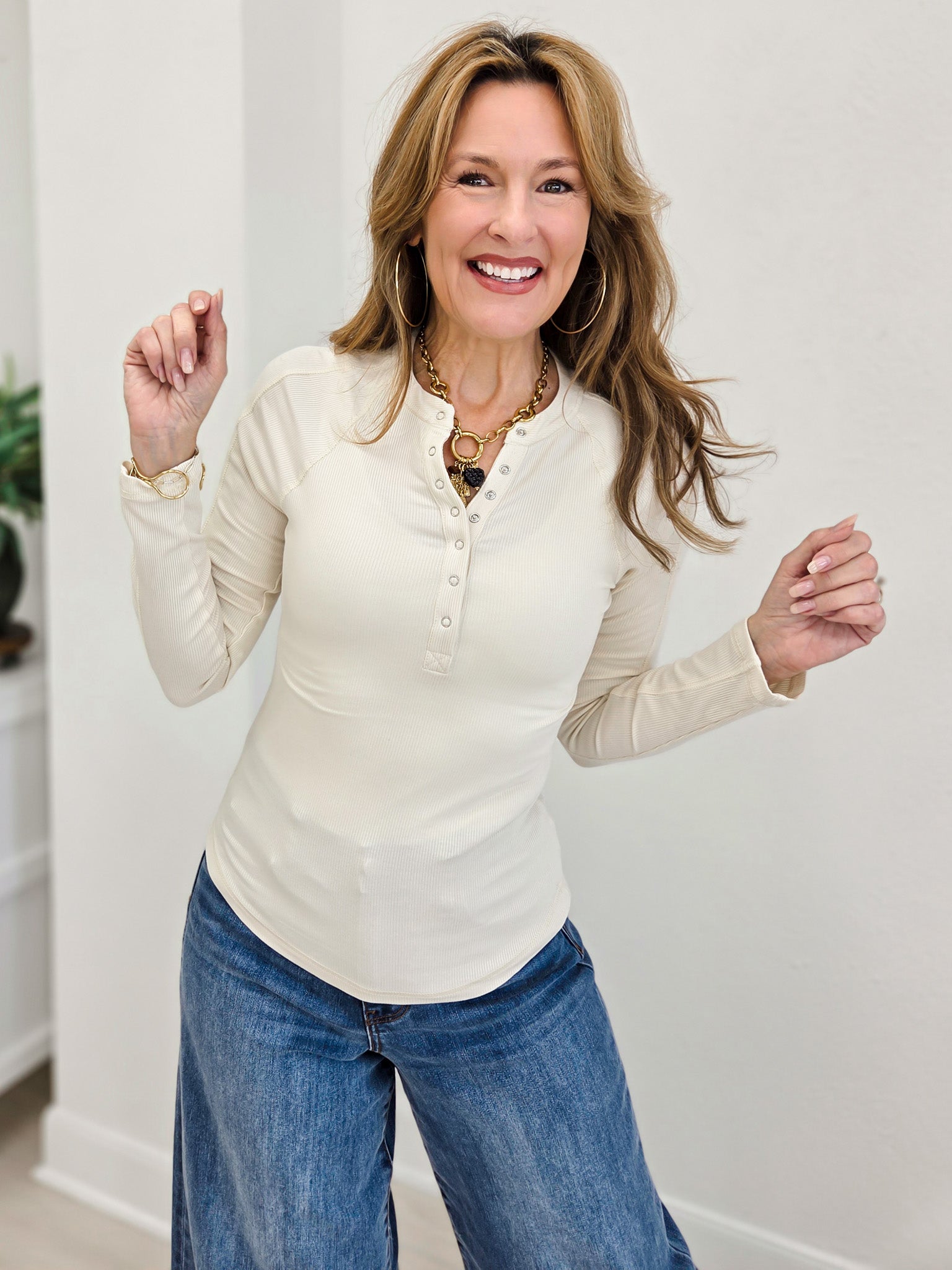 Essential Long-Sleeved Micro-Ribbed Henley Top