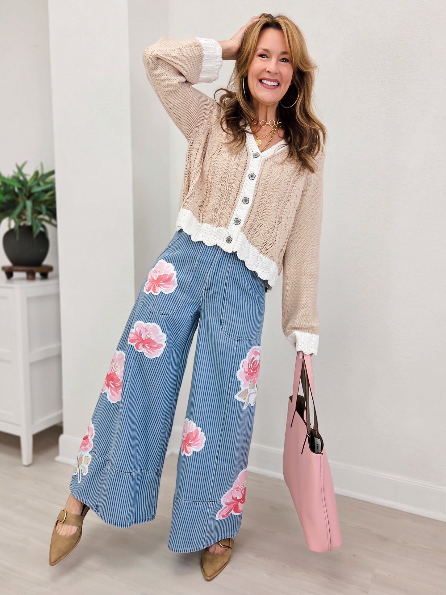 Oversized Floral Accents Wide Leg Pants