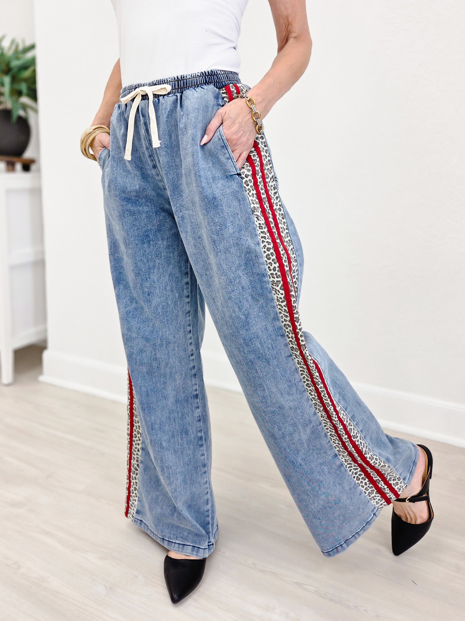 Leopard Side Stripe Wide Leg Denim Pants