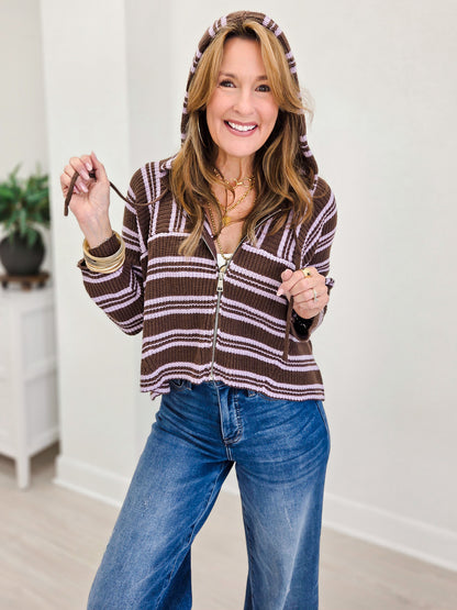 Relaxed Fit Cropped Sweater With Hood
