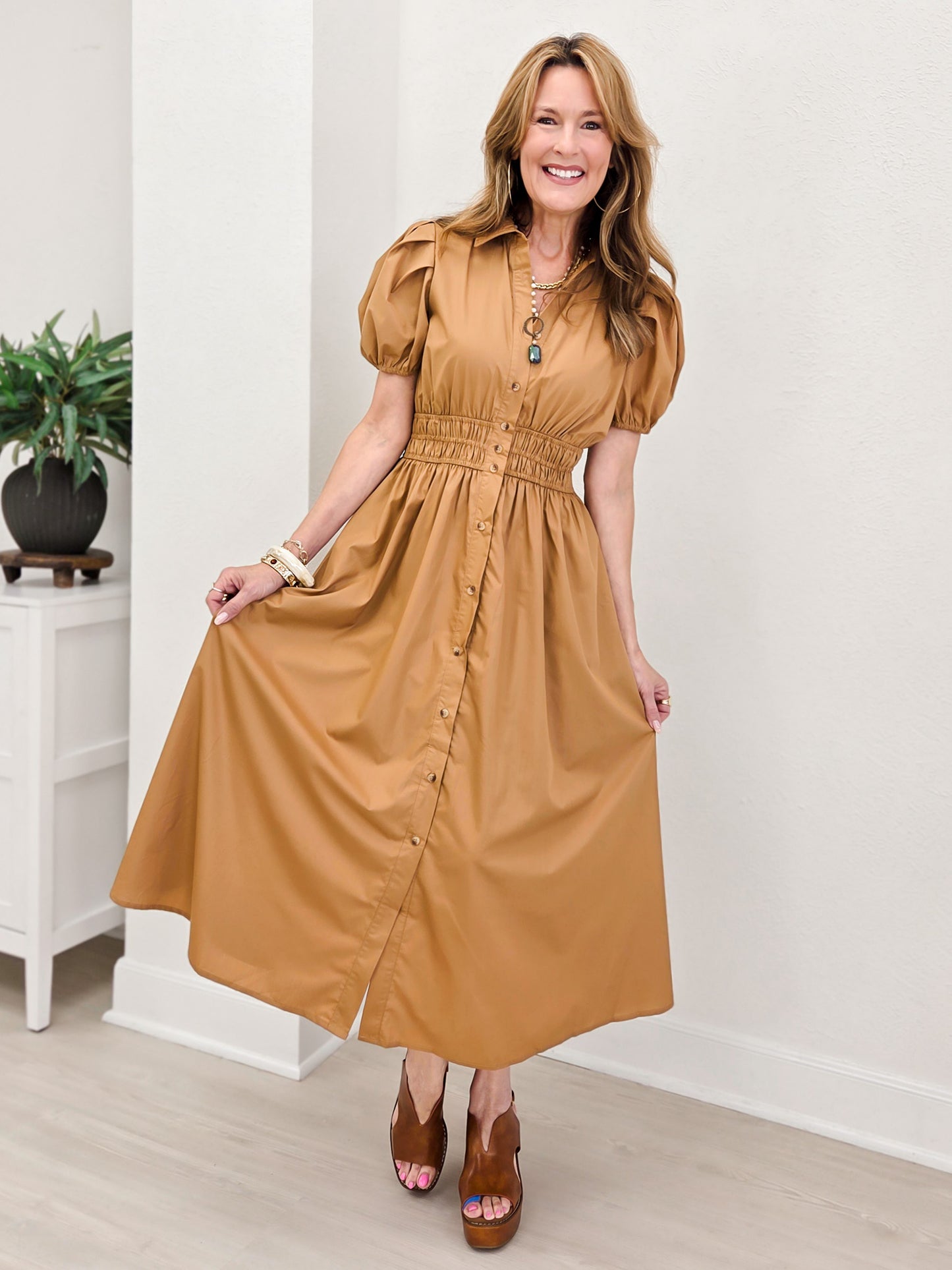 Solid Collared Short Puff Sleeve Midi Dress