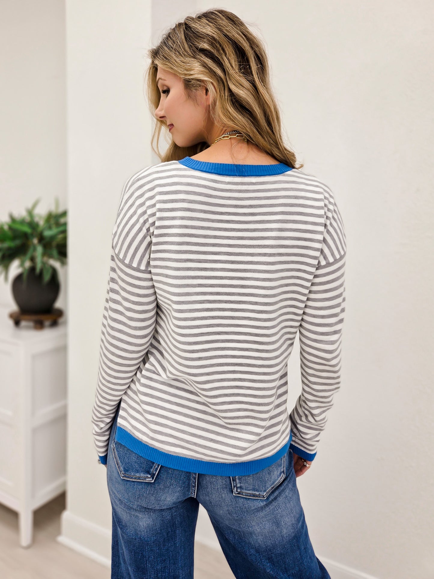 Contrast Color Block Long Sleeve Pull Over Sweater