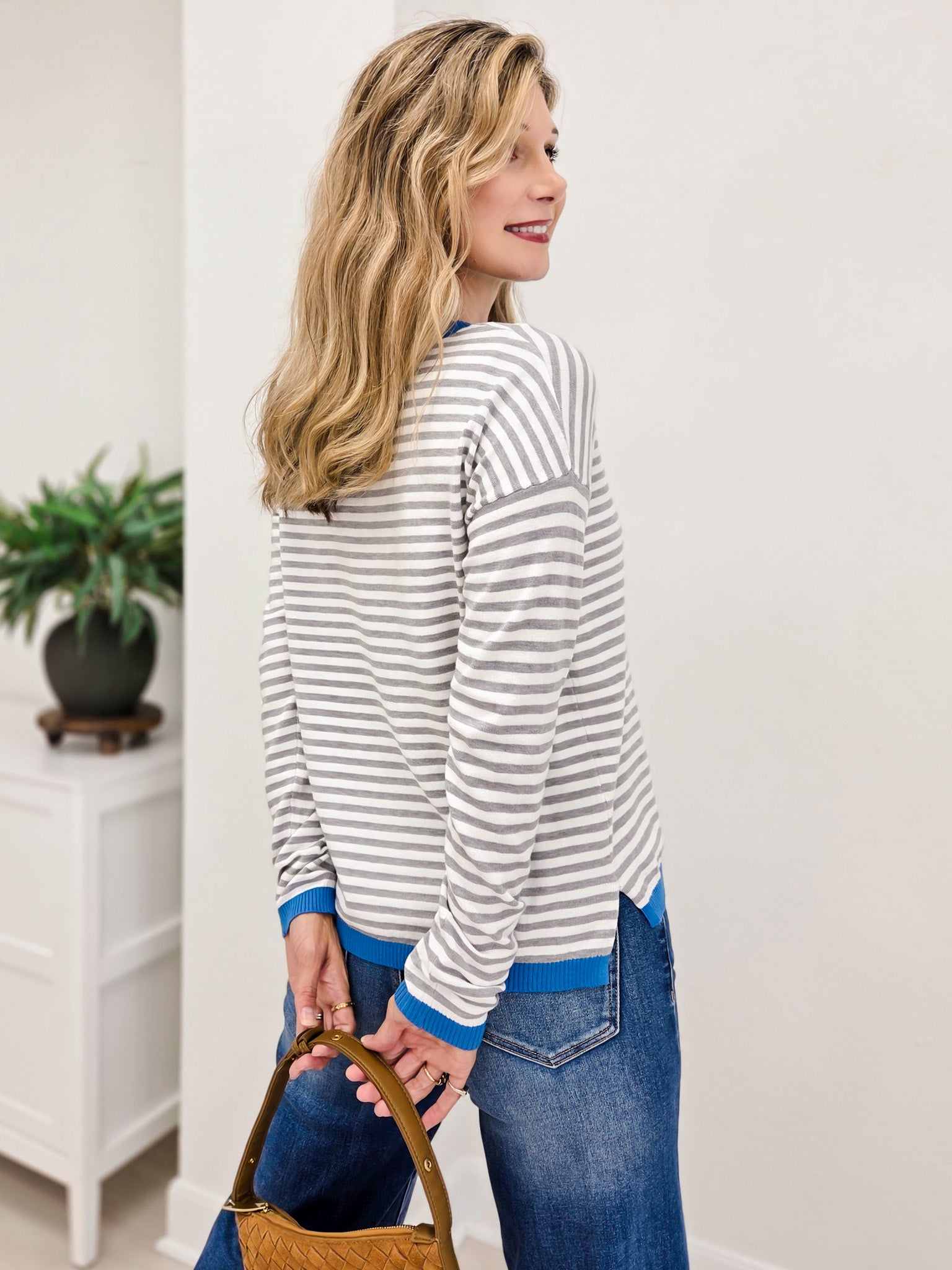 Contrast Color Block Long Sleeve Pull Over Sweater