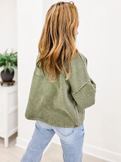 Acid Washed Fleece Front Pocket Cropped Shacket