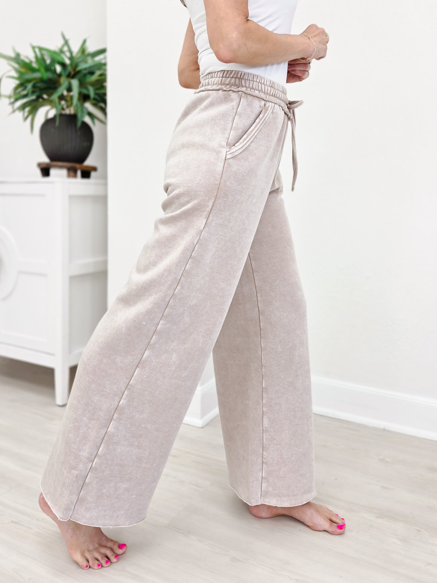 Acid Wash Fleece Palazzo Sweatpants With Pockets - Ash Mocha