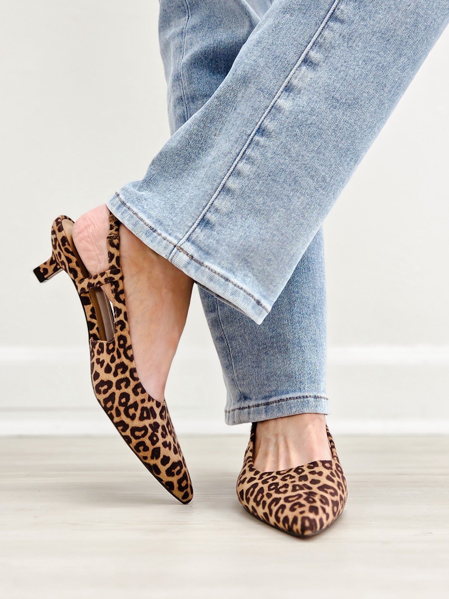 Corky's Kit N Caboodle-Leopard