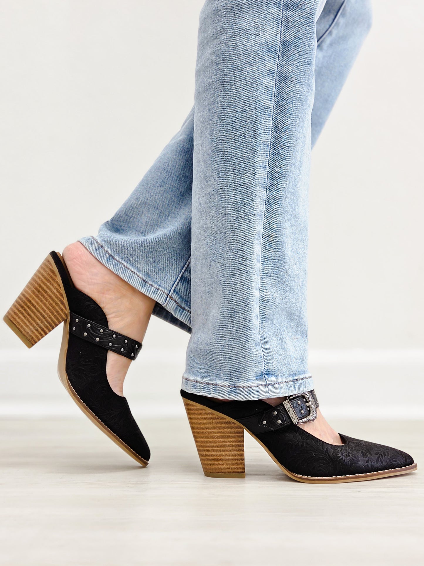 Corky's For The Girls - Black