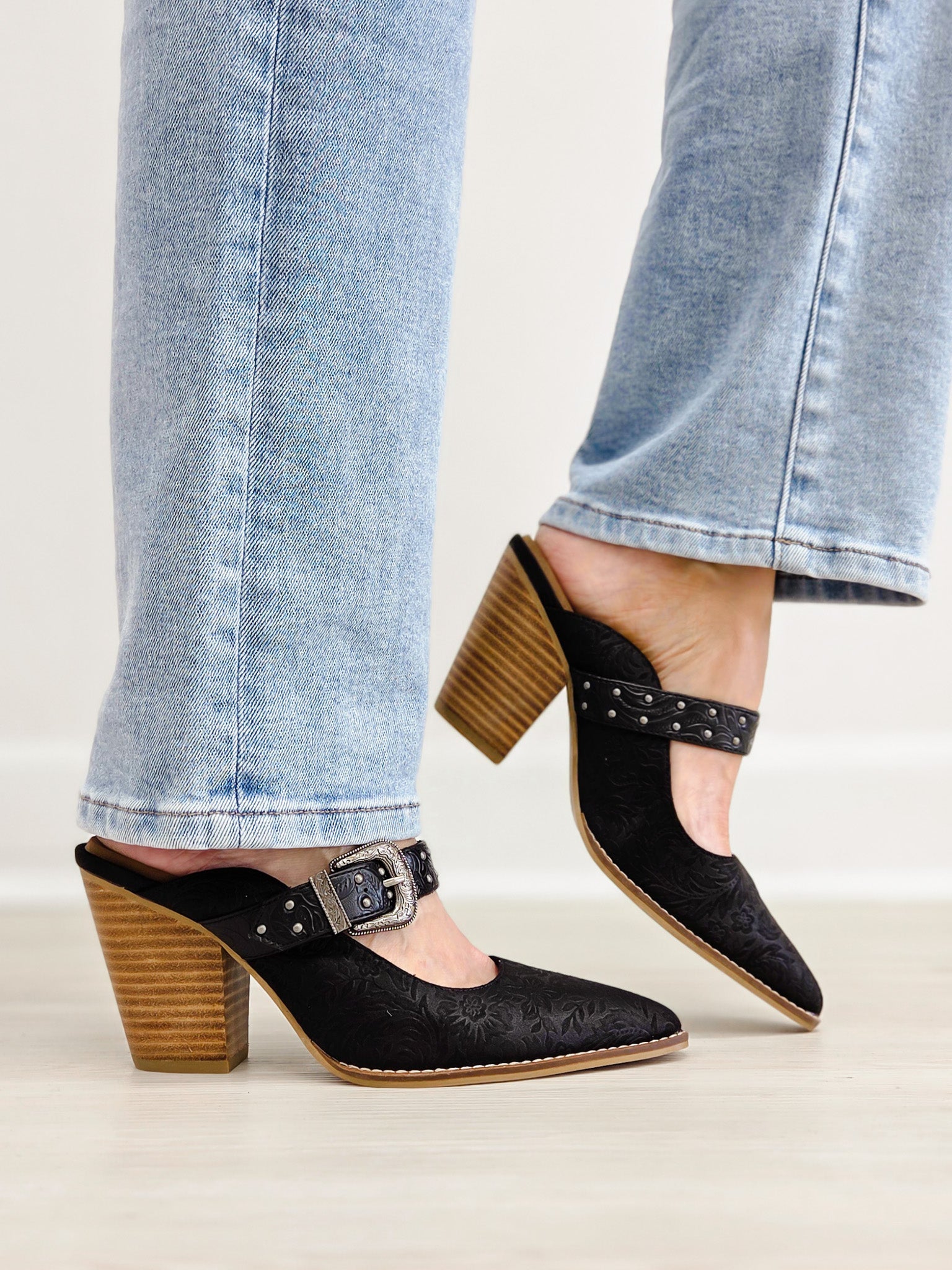 Corky's For The Girls - Black