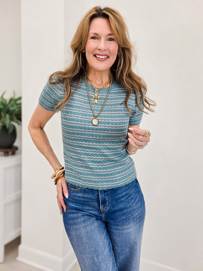 Scallop Edge Short Sleeve Sweater Top
