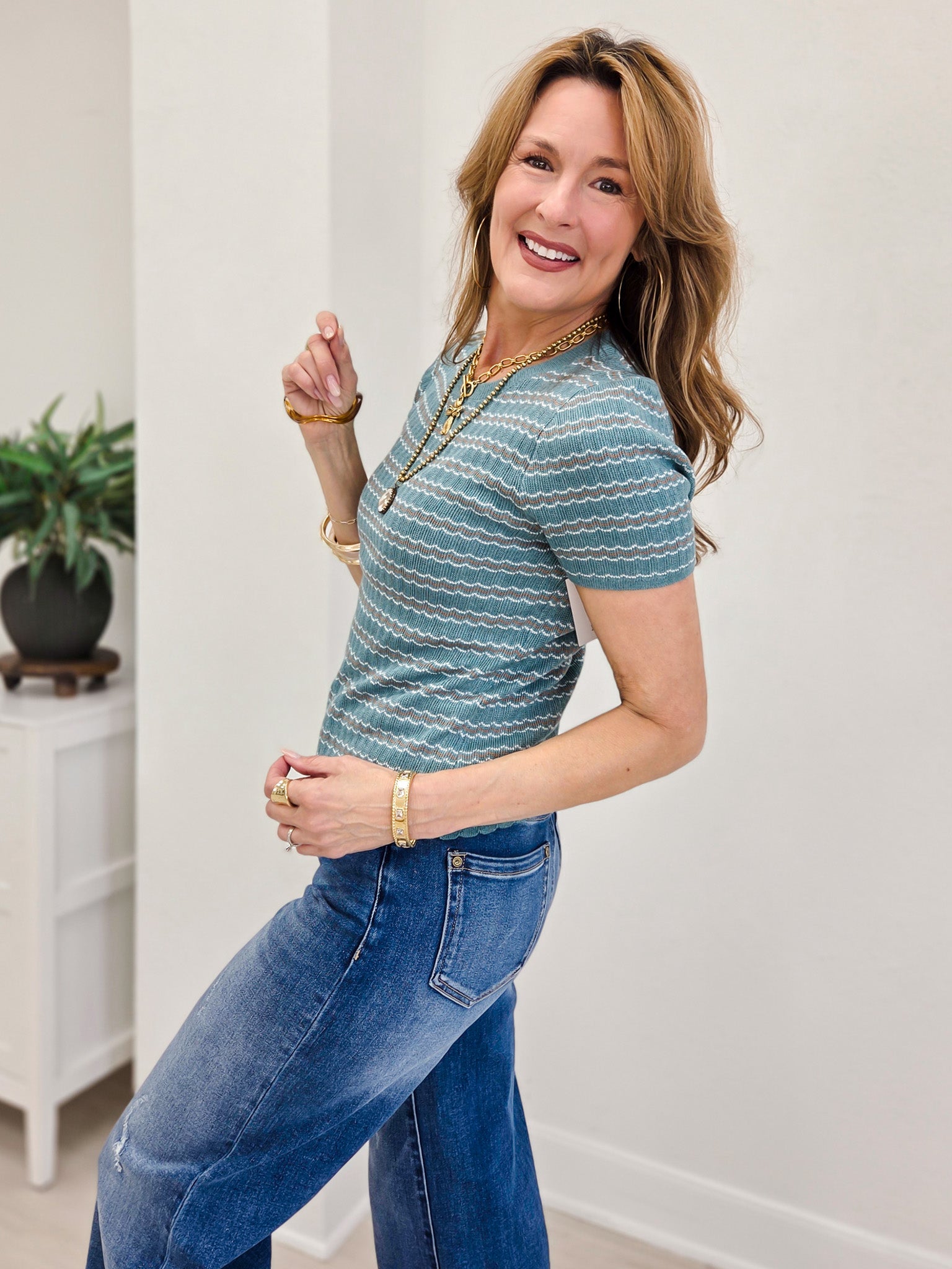 Scallop Edge Short Sleeve Sweater Top