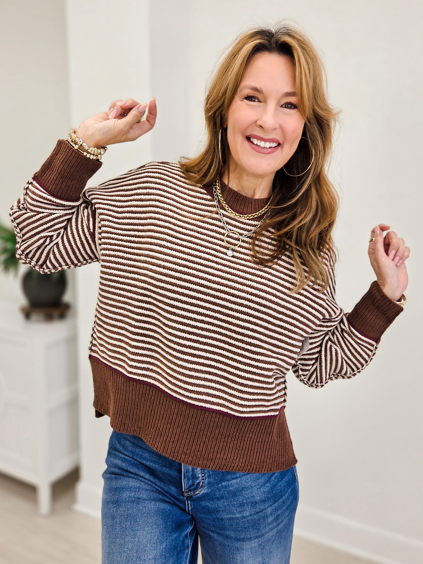 Contrast Trim Drop Shoulder Knit Sweater