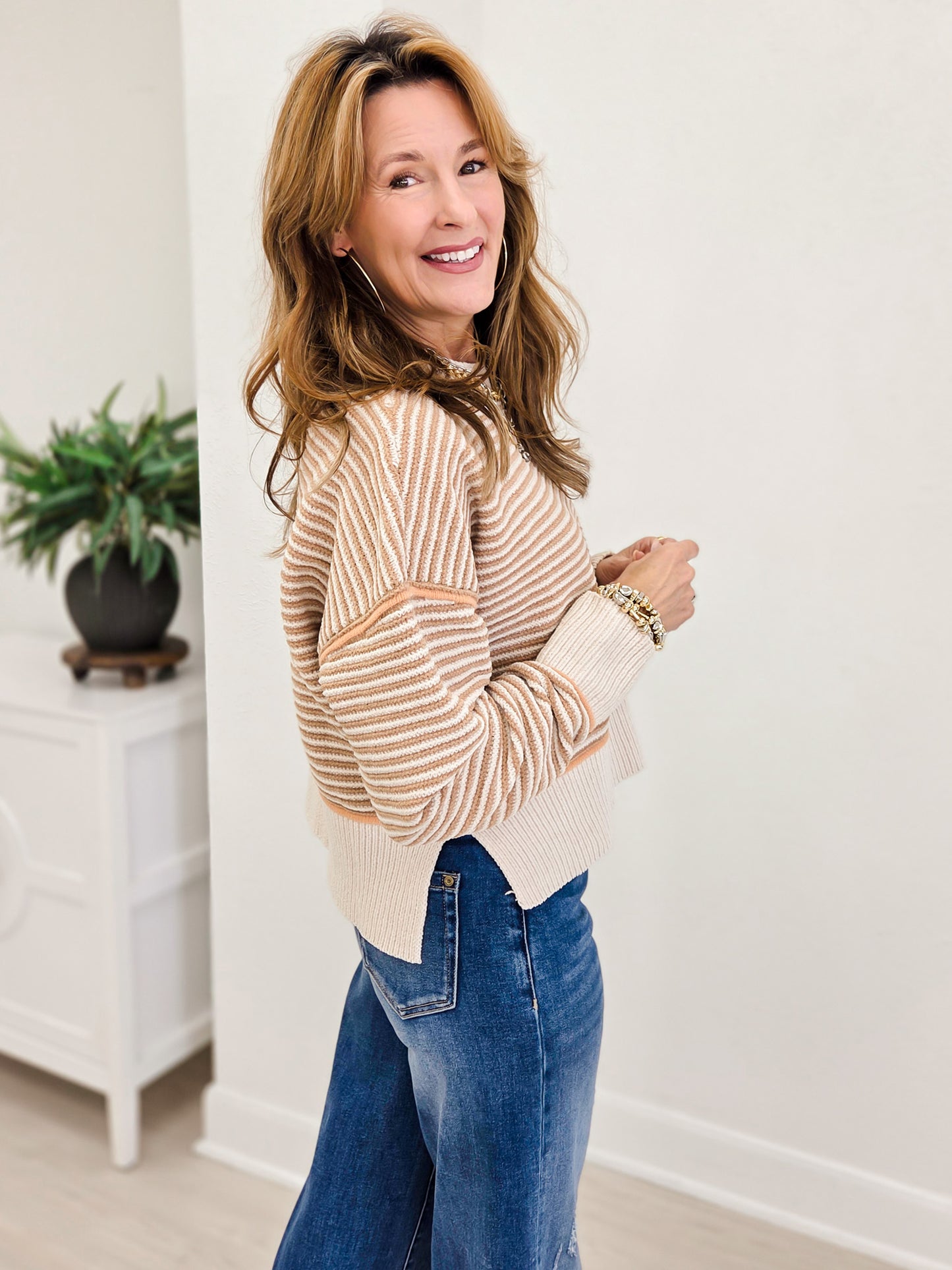Contrast Trim Drop Shoulder Knit Sweater