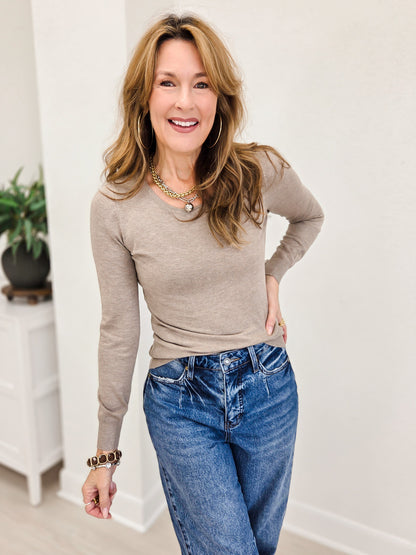 Long Sleeve Simplicity Crew Neck Light Sweater Top