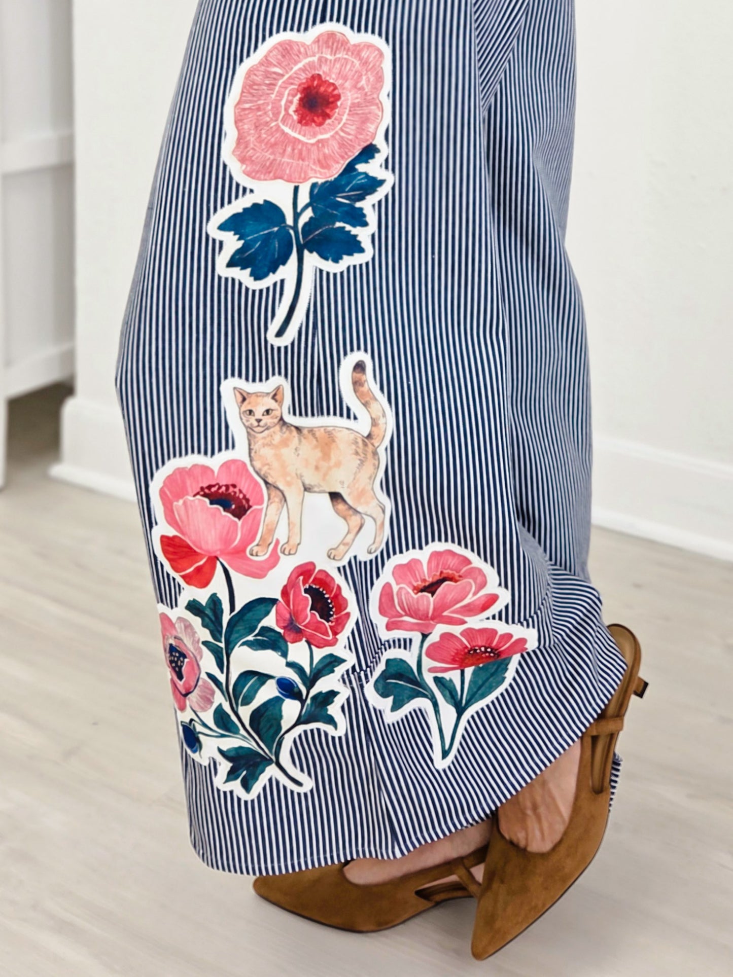 Floral Applique Striped Wide Leg Pant