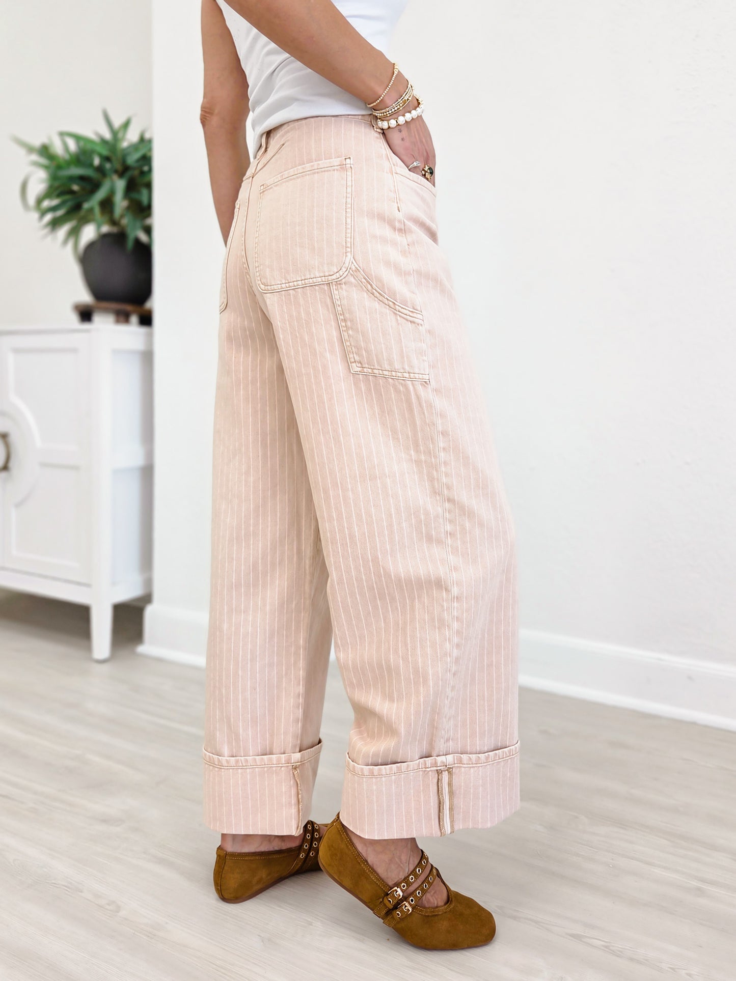 Striped Pattern Cuffed Hem Pant