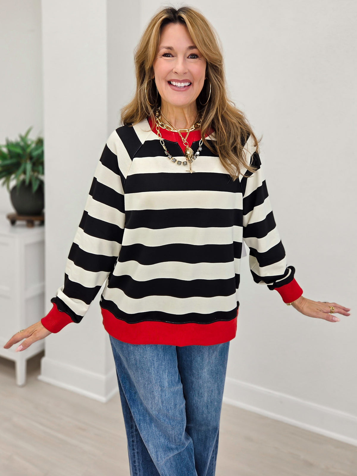 Contrast Trim Striped Crewneck
