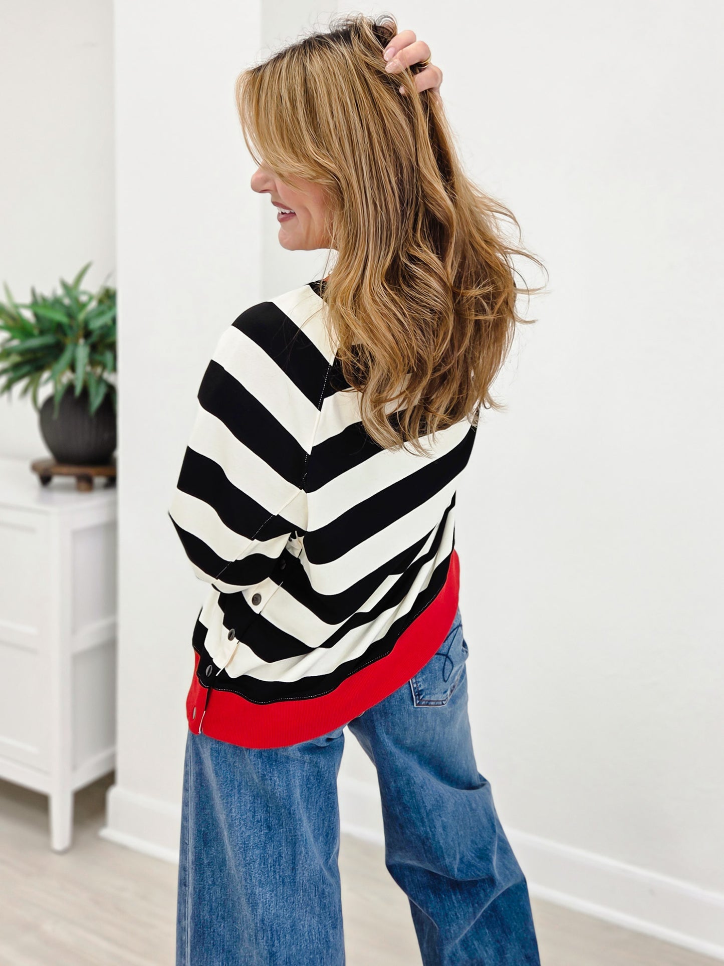 Contrast Trim Striped Crewneck