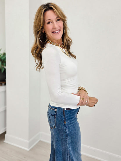 Round Neck Fitted Long Sleeve Top