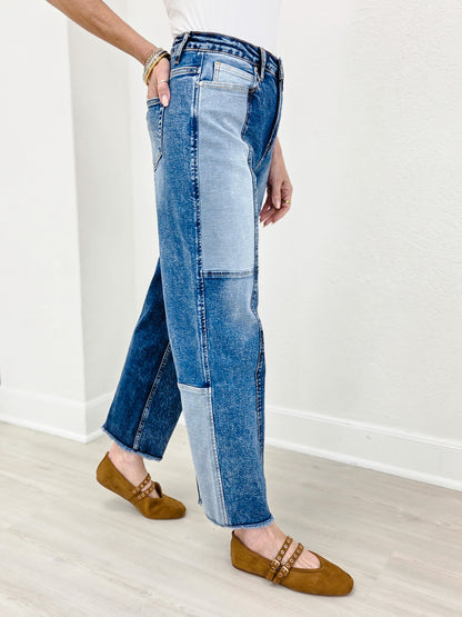 Stretchy Patchwork Designed Cropped jeans with Freayed Hem