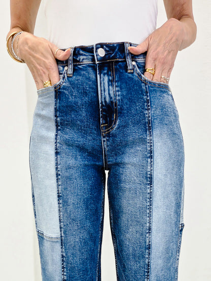Stretchy Patchwork Designed Cropped jeans with Freayed Hem