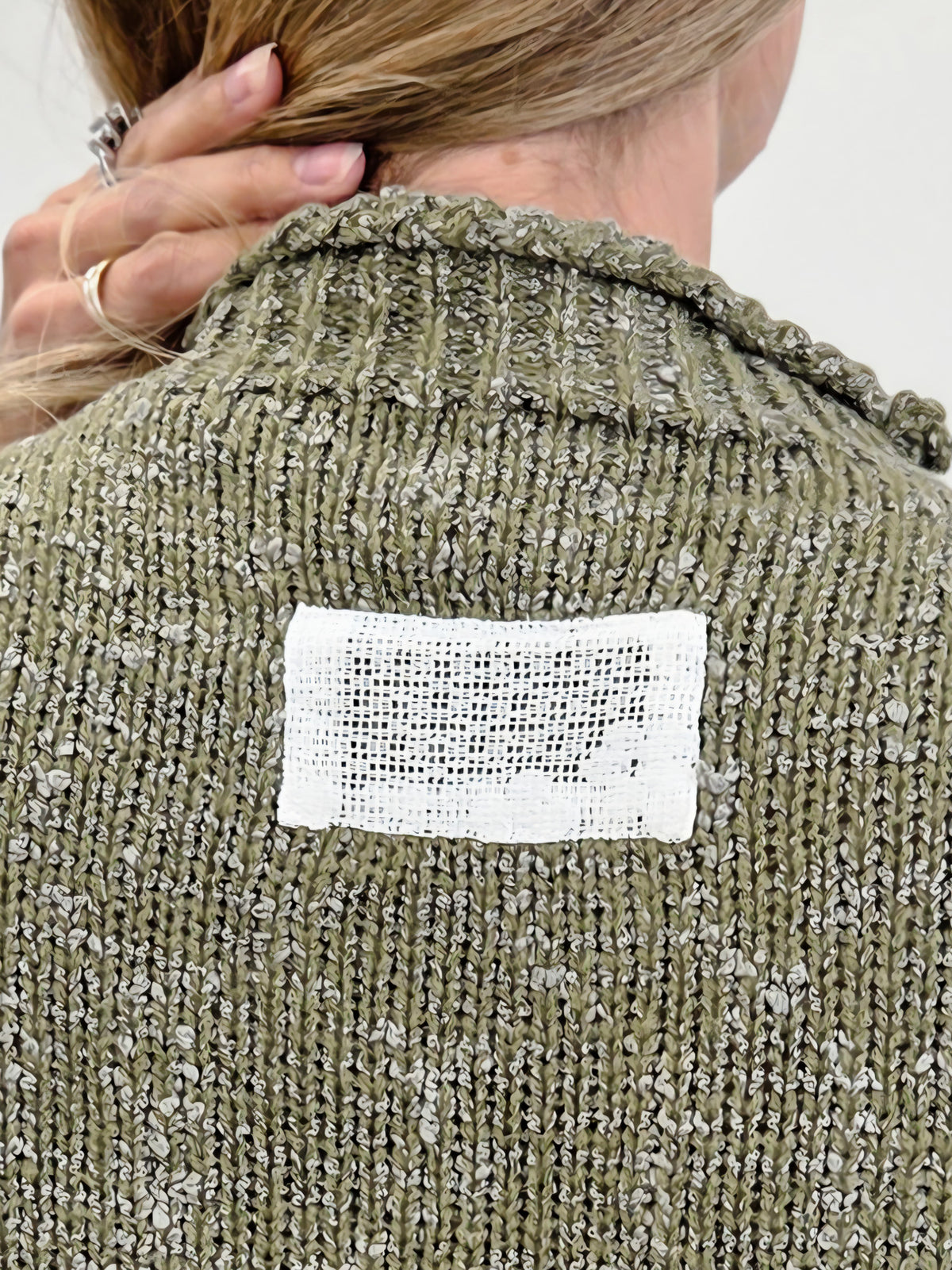 High-Neck Balloon Sleeve Rolling Edge Sweater